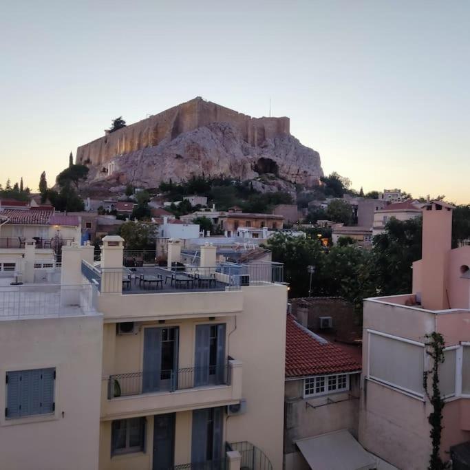 Apartamento Plaka'S Heart Atenas Exterior foto